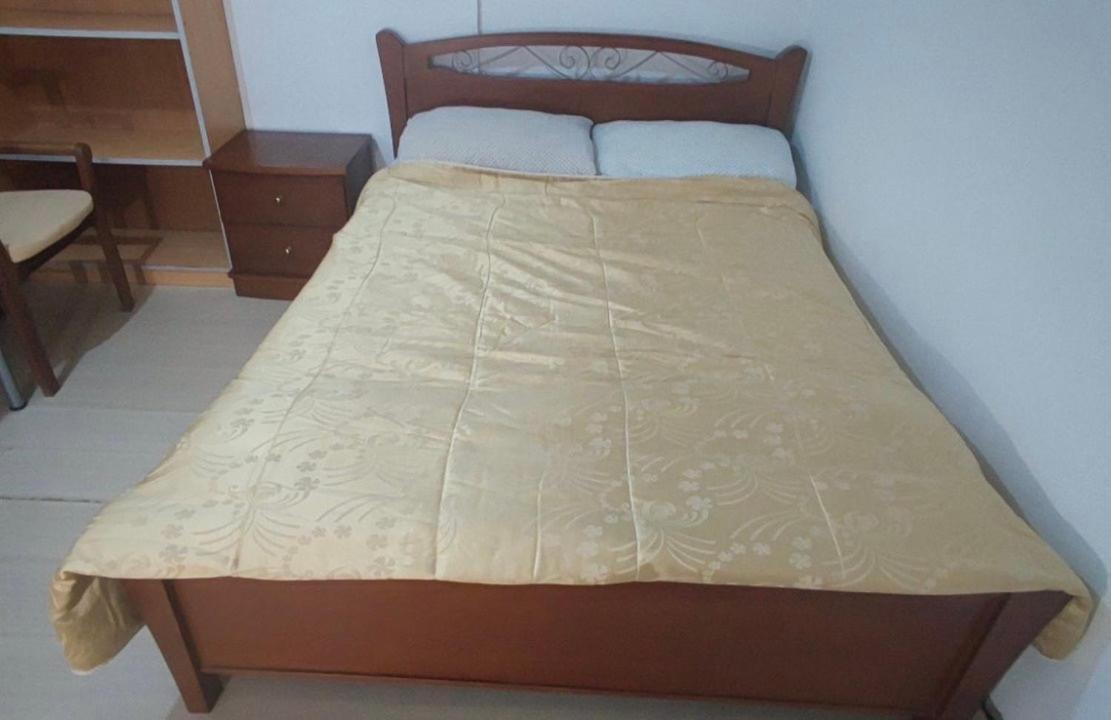 Private Bedroom Paphos Central Exteriör bild
